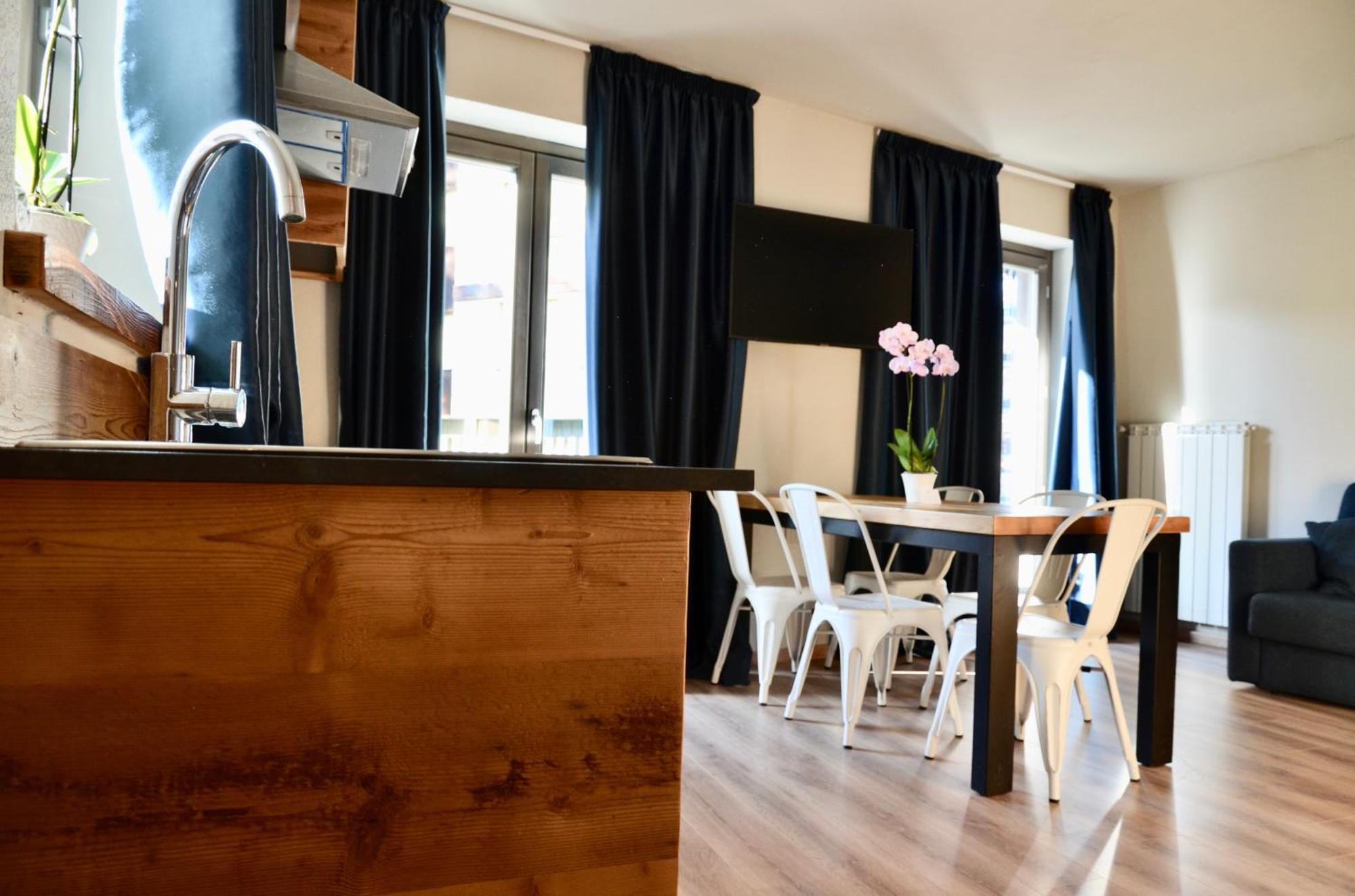 Ferienwohnung Residenza Du Parc Oulx Exterior foto